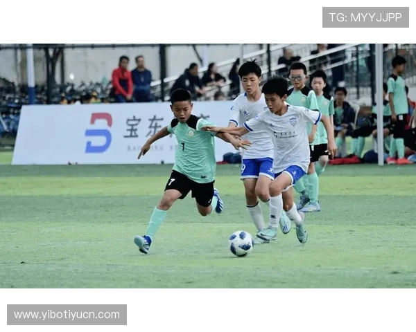 半岛体育引领青少年足球发展新潮流，打造未来足球之星的摇篮